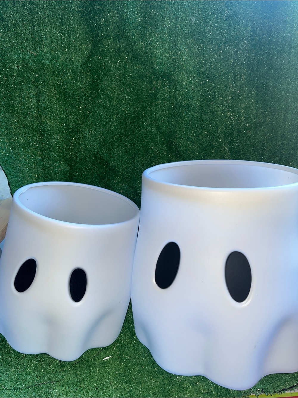 Set Of 2 Ghost Planter Pot Bucket Halloween Blow Mold 8.25 & 11.25" WITH TAGS